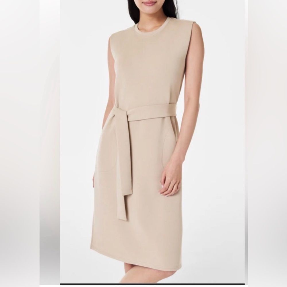 SPANX AirEssentials Dress W/Belt Tahini Tan Size Small